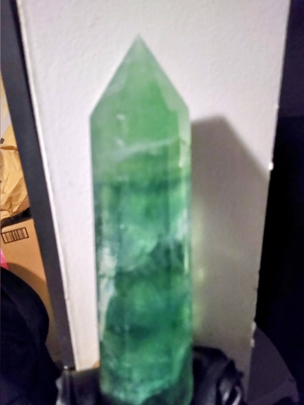 Green Fluorite Tower - Picture 4 of 4